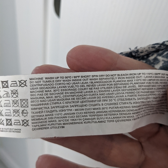 MNG Basics Classic Print Blouse - Picture 6 of 6